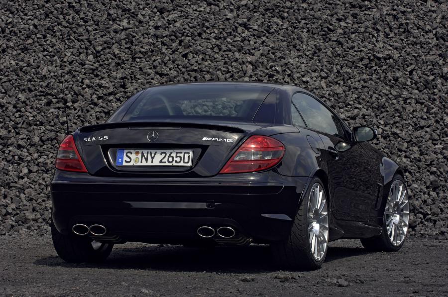  Mercedes-Benz SLK55 AMG 2005 года  (фото 10 из 96)